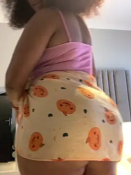 CurvyDesire1 online show from March 2026 07:32:02 AM