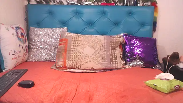 SARAWILLS online show from January 2026 02:11:02 PM