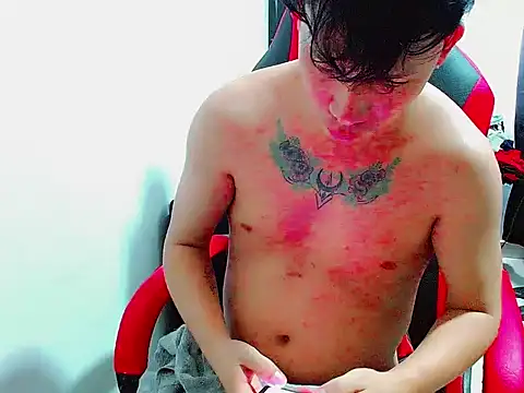 boyhot23x online show from May 2026 07:06:01 PM