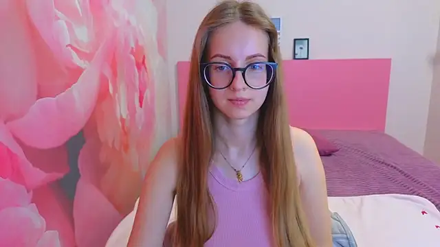 AliceAdams online show from April 2026 07:44:01 AM