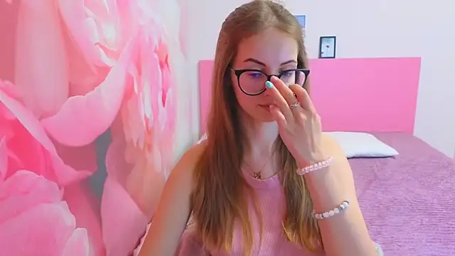 AliceAdams online show from February 2026 08:16:02 AM