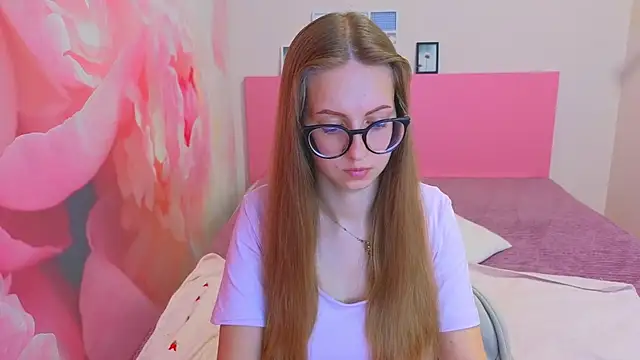 AliceAdams online show from May 2026 07:24:01 AM