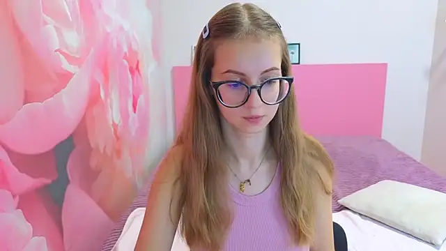 AliceAdams online show from December 2025 07:07:02 AM