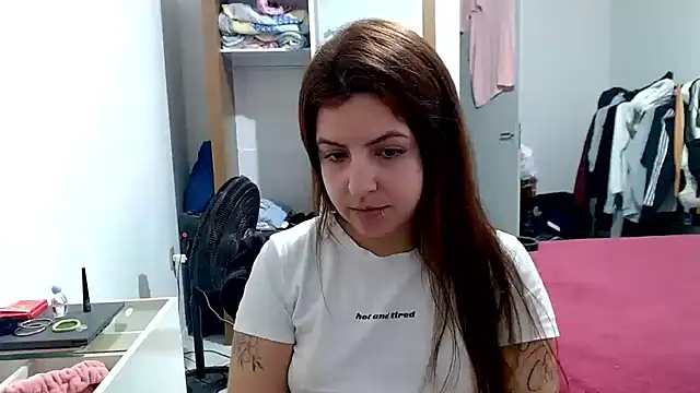 Snapshot of chelbyy chatting on September 2025 10:38:02 PM chelbyy online show from September 2025 10:38:02 PM