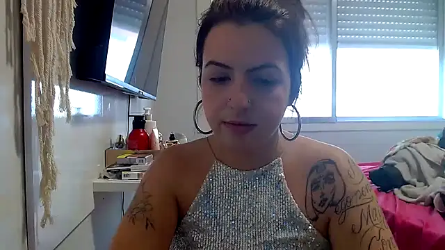 chelbyy online show from October 2025 07:36:01 PM