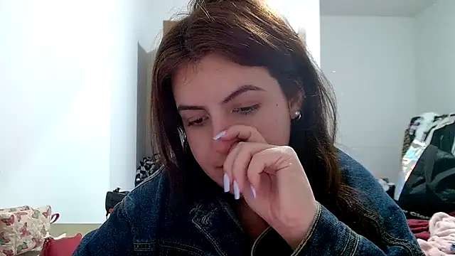 chelbyy online show from November 2025 02:49:02 AM