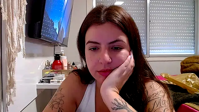 Snapshot of chelbyy chatting on October 2025 04:18:01 PM chelbyy online show from October 2025 04:18:01 PM