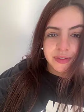 chelbyy online show from November 2025 05:40:02 PM