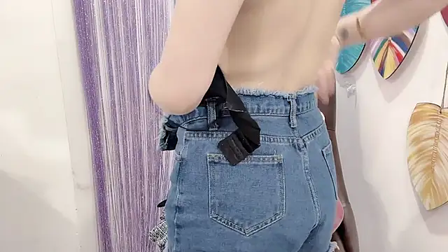 Aminababiew online show from April 2026 01:18:02 AM