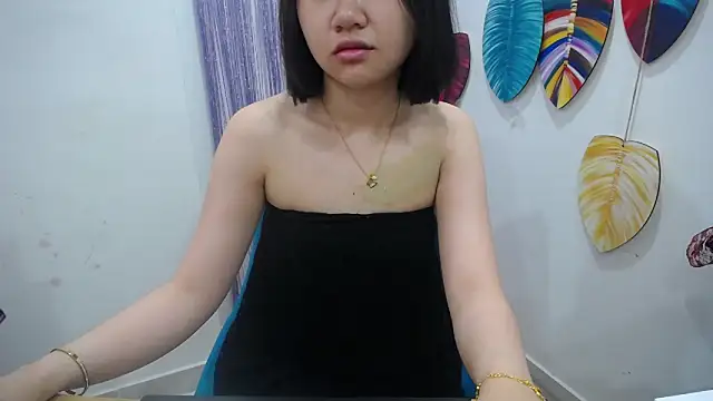 Aminababiew online show from April 2026 06:19:01 AM