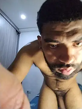 Aroon Stonne online show from November 2025 07:44:02 AM