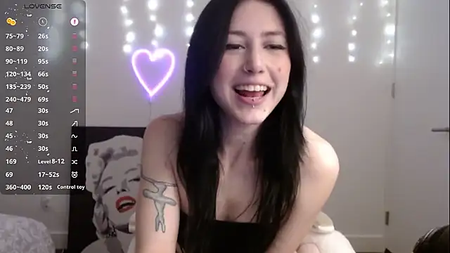 PlayfulApril online show from November 2025 12:53:01 AM