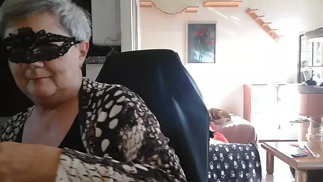 Snapshot of simona60 chatting on October 2025 01:12:02 PM simona60 online show from October 2025 01:12:02 PM