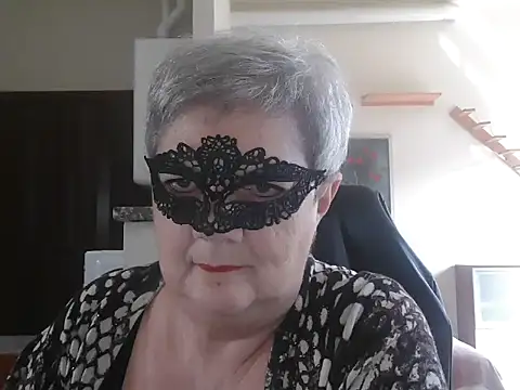 simona60 online show from April 2026 01:15:01 PM