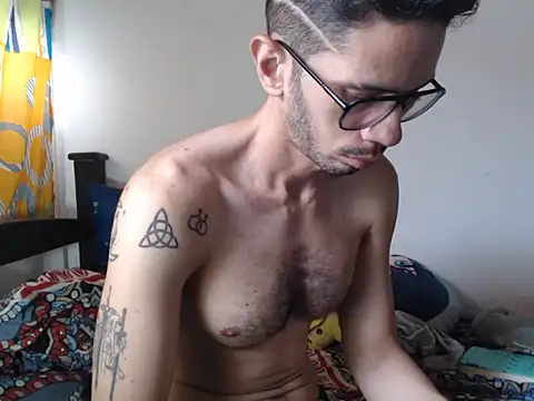 Snapshot of alisterxxx chatting on March 2026 03:09:01 PM alisterxxx online show from March 2026 03:09:01 PM