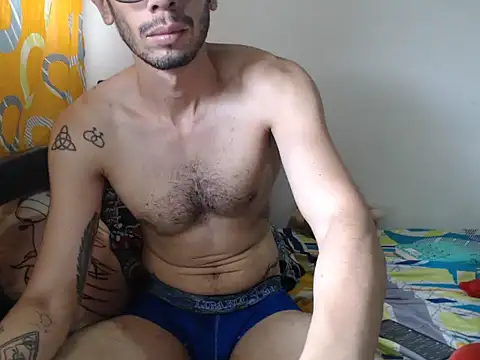 Snapshot of alisterxxx chatting on February 2026 02:30:02 PM alisterxxx online show from February 2026 02:30:02 PM