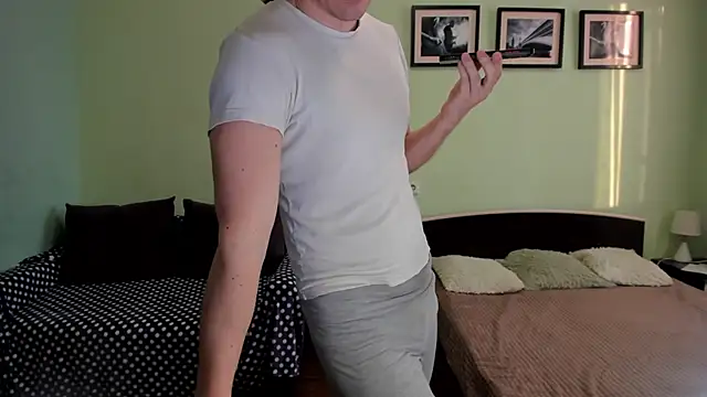 Marrymepls online show from April 2026 12:29:02 PM