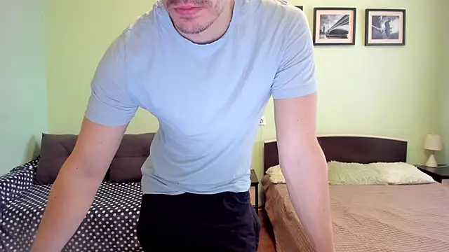 Marrymepls online show from April 2026 04:57:02 AM