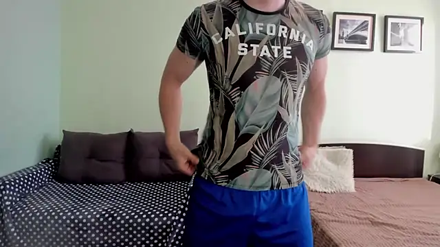 Marrymepls online show from May 2026 12:31:01 PM