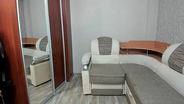 Marrymepls online show from December 2025 08:30:01 PM