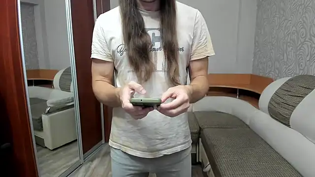 Marrymepls online show from October 2025 05:58:01 PM