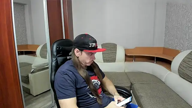 Marrymepls online show from November 2025 04:54:01 PM