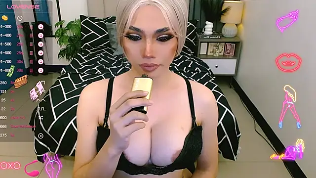 LUSCIOUSKIM online show from January 2025 08:05:01 AM