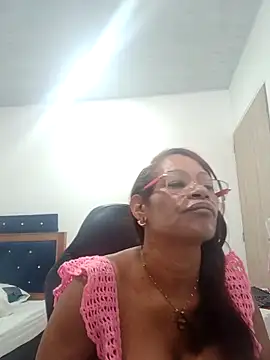 BustyMilf  online show from October 2025 01:01:01 PM