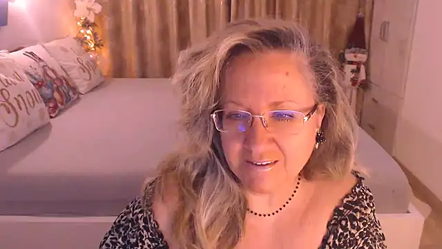 Raisshy online show from December 2025 11:12:02 AM