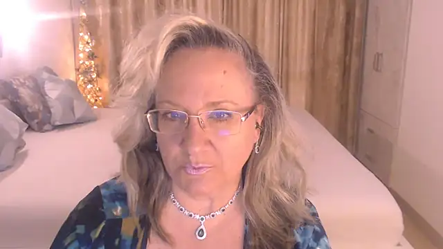 Snapshot of Raisshy chatting on June 2026 11:10:02 AM Raisshy online show from June 2026 11:10:02 AM