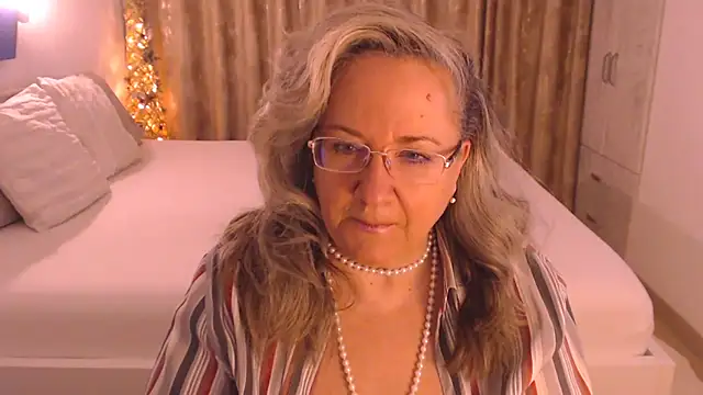 Raisshy online show from March 2026 05:14:01 AM