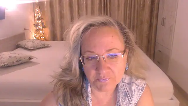 Raisshy online show from May 2026 03:55:01 AM