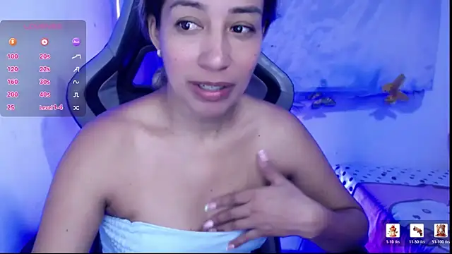 ninatiny online show from March 2026 02:06:01 PM