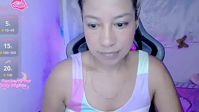 ninatiny online show from November 2025 09:09:01 AM