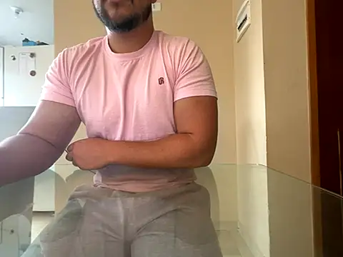 Snapshot of Eduardobenk chatting on December 2025 04:19:01 PM Eduardobenk online show from December 2025 04:19:01 PM