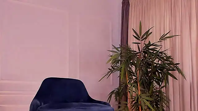 daisyd001 online show from March 2026 09:05:02 AM