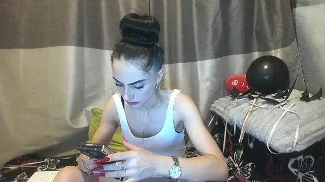 jessystarr online show from November 2025 01:09:02 AM