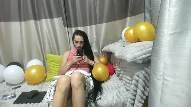 jessystarr online show from November 2025 08:31:01 PM