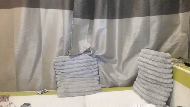 jessystarr online show from October 2025 05:57:02 PM