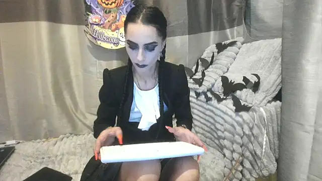 jessystarr online show from October 2025 04:04:02 PM