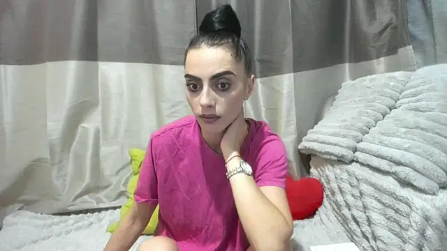 jessystarr online show from November 2025 06:45:02 PM