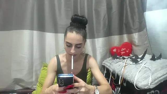 jessystarr online show from November 2025 01:48:02 PM