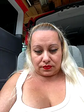 SabinaSweety online show from September 2025 03:18:01 PM