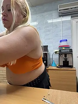 SabinaSweety online show from March 2026 04:52:02 PM