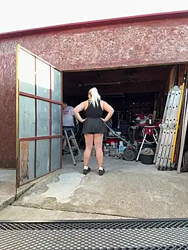 SabinaSweety online show from March 2025 03:18:01 PM