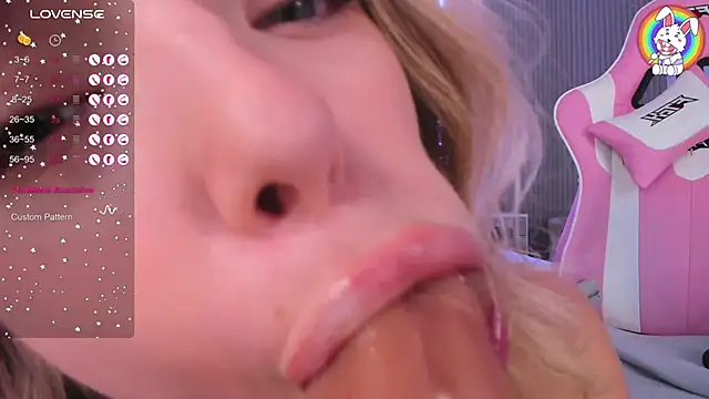 VirginChloe online show from October 2025 03:20:01 AM