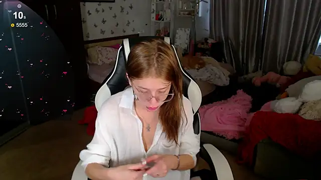 Kira honeyy online show from April 2026 06:49:02 AM