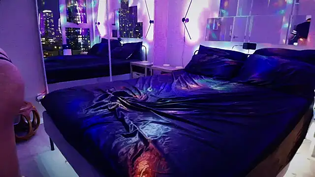 MikyFoxx online show from November 2025 03:56:02 AM