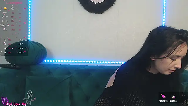 Snapshot of GlamKate chatting on December 2024 07:11:01 AM GlamKate online show from December 2024 07:11:01 AM