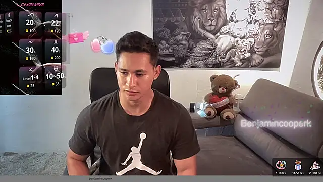 Snapshot of BenjaminCooperk chatting on October 2025 10:03:02 AM BenjaminCooperk online show from October 2025 10:03:02 AM